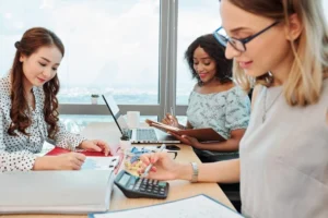 Why Freelancers Should Care About Online Bookkeeping