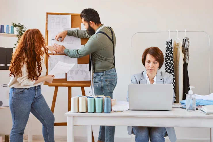Payroll Systems For Fashion Studios And Retail Teams