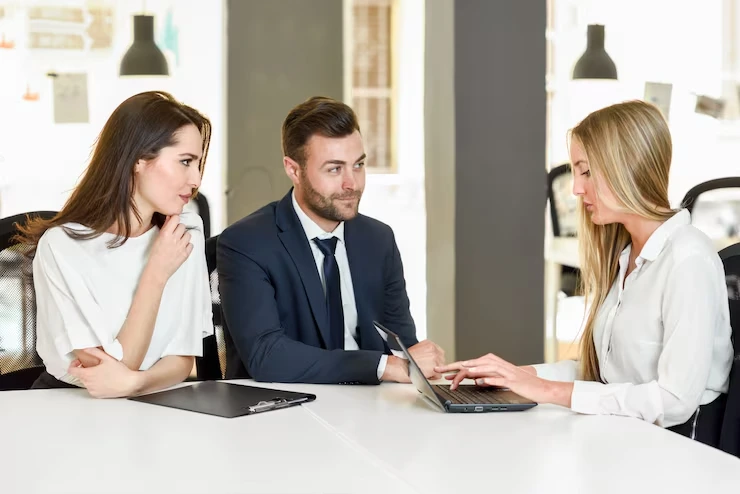 Advisor for UHNW Clients In Private Banks