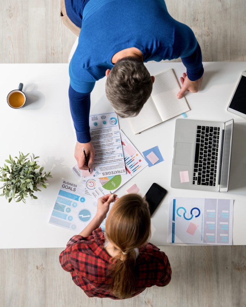 Choosing marketing strategies at meeting