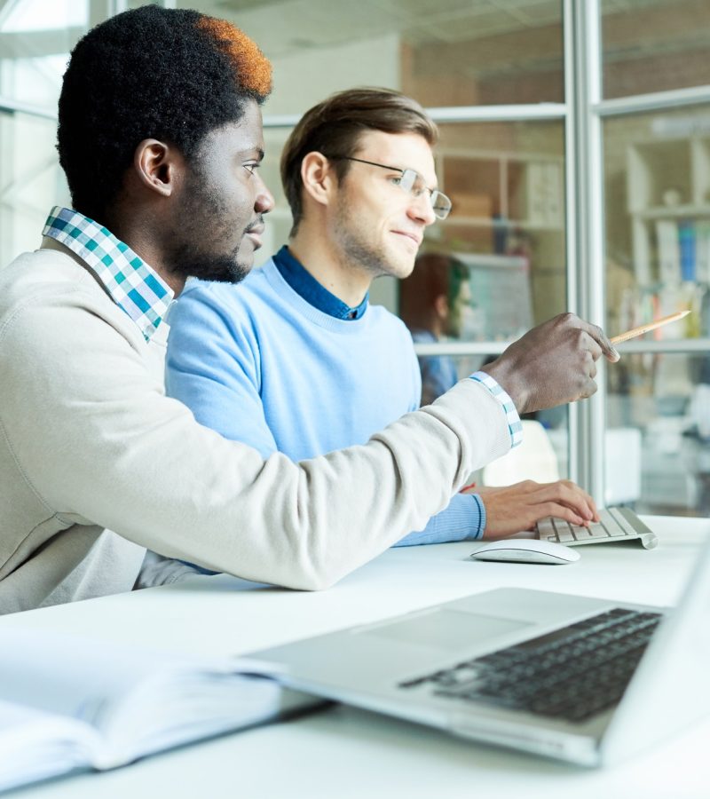 Preparing Annual Accounts with Colleague, Accountants for Influencers, Accountants For Non Profits, eCommerce Accountant