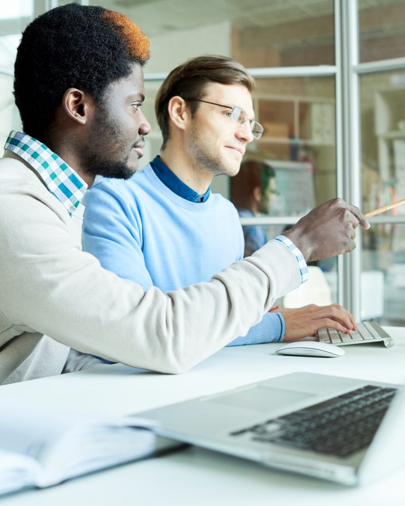 Preparing Annual Accounts with Colleague, Accountants for Influencers, Accountants For Non Profits, eCommerce Accountant